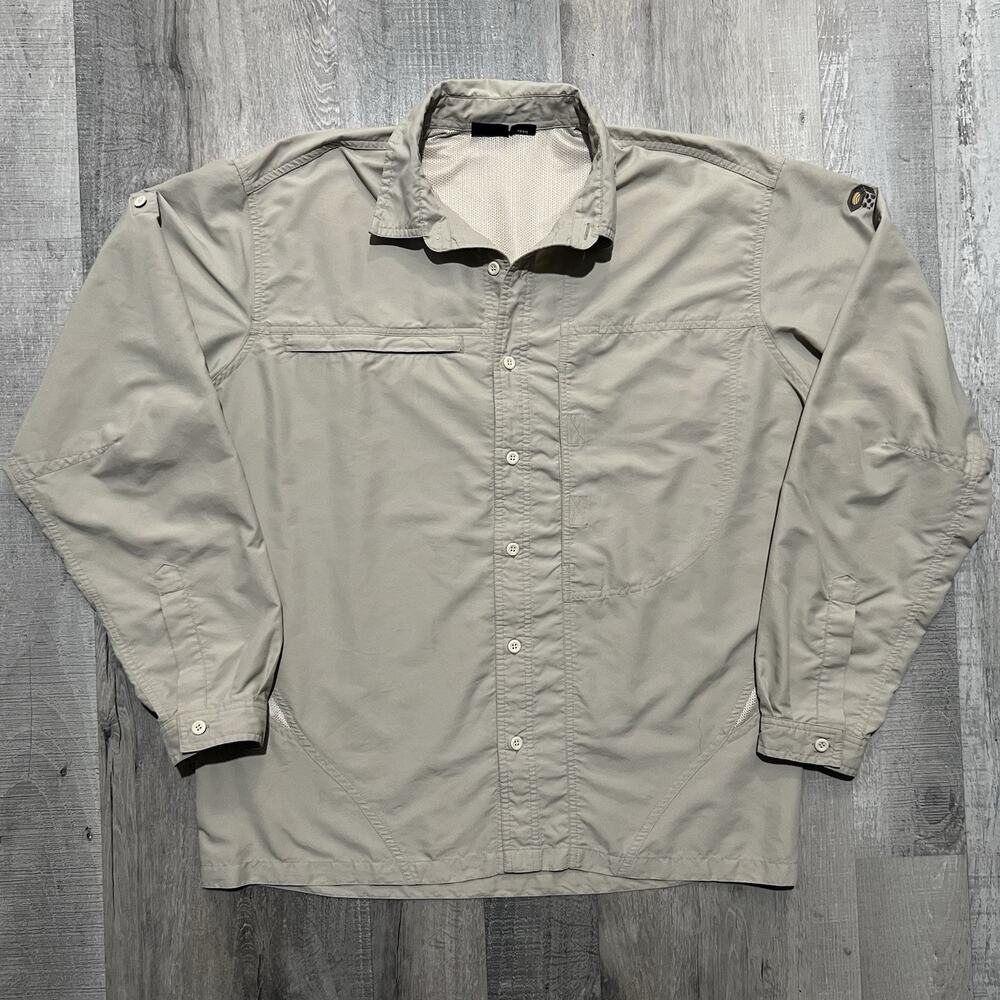 Mountain Hardwear Button Shirt Mens Large Long Sleeve Beige Vented Hiking Casual